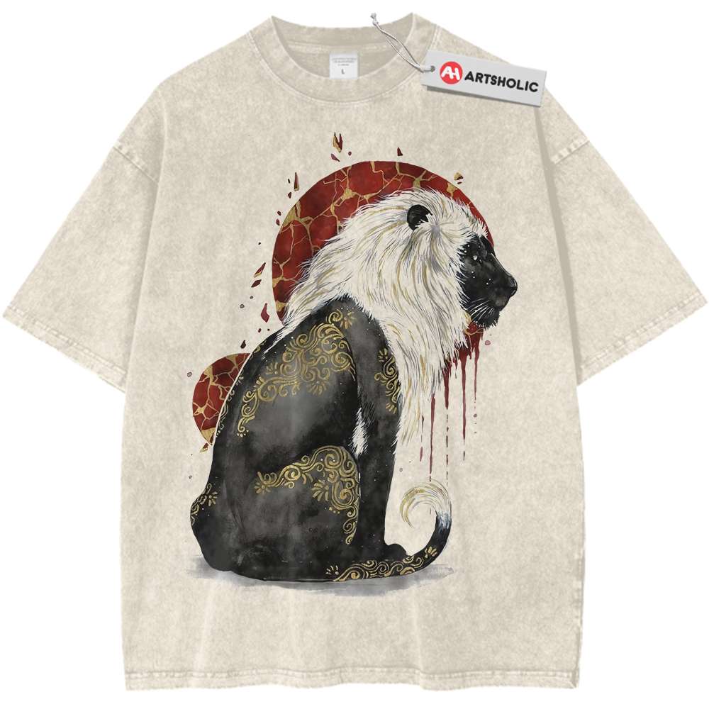 Regal Lion Shirt, Wildlife Animal Shirt, Vintage Tee